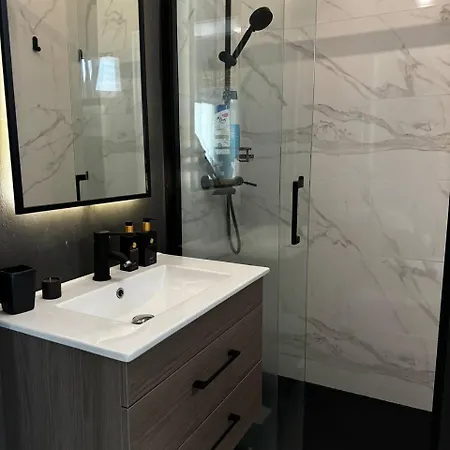 Comfortavel דירה